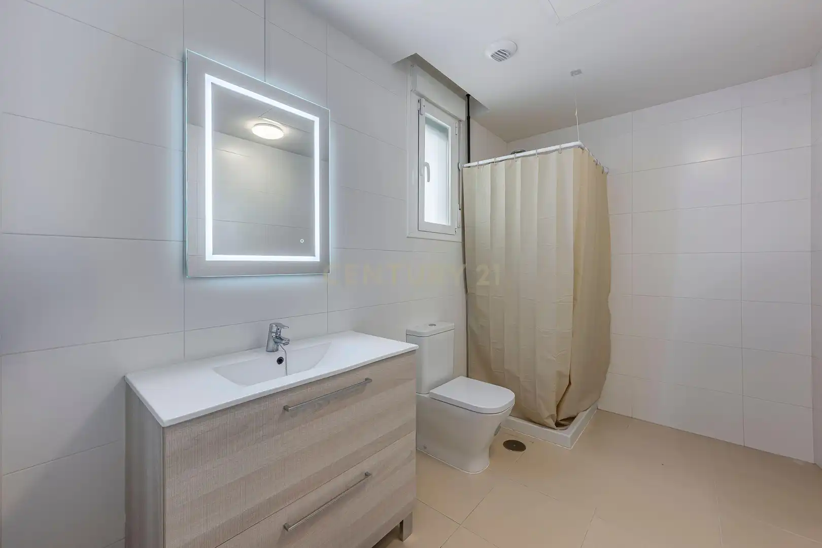 Bany de Apartament en venda en Marbella amb Aire condicionat, Traster i Forn
