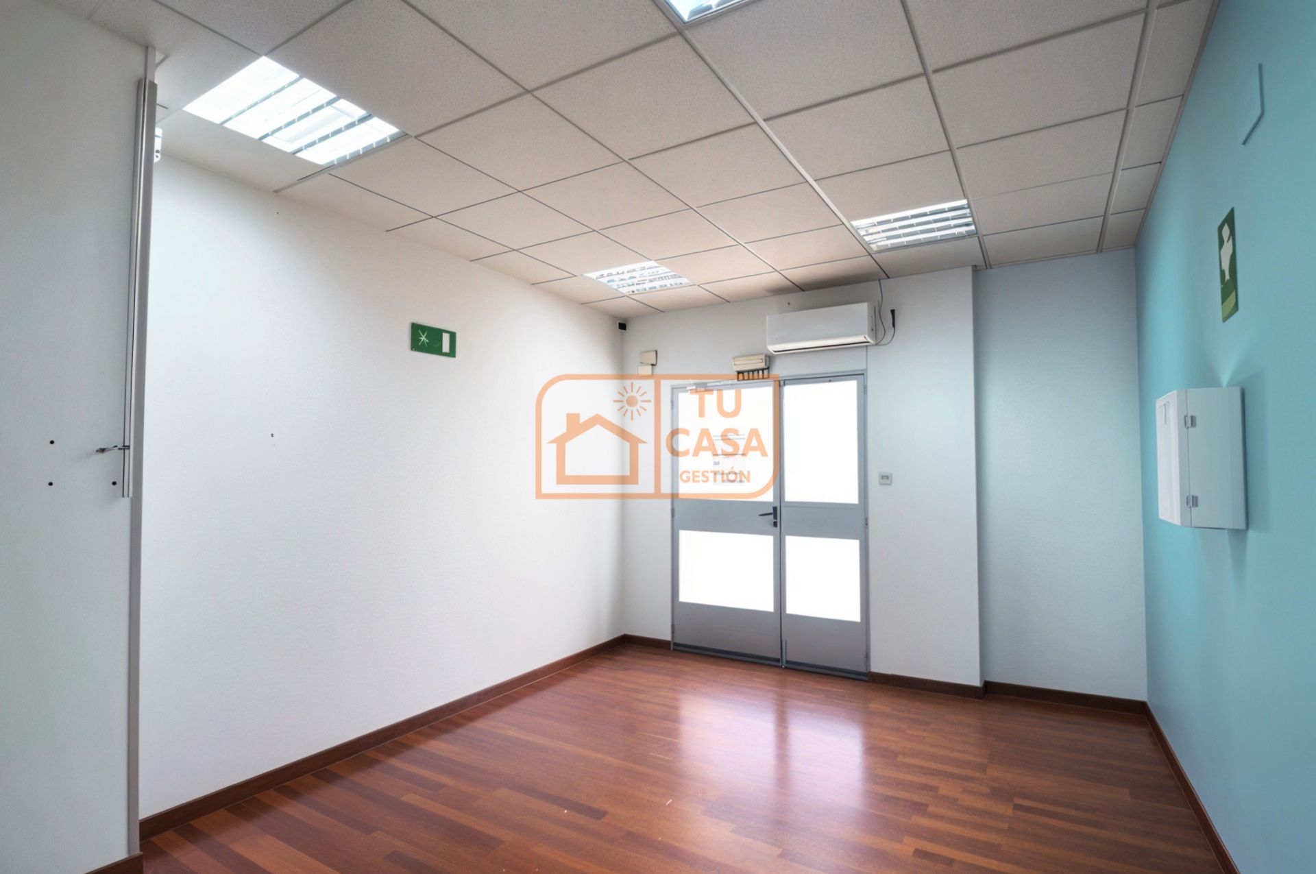 Local de lloguer en Cáceres Capital amb Aire condicionat, Calefacció i Parquet
