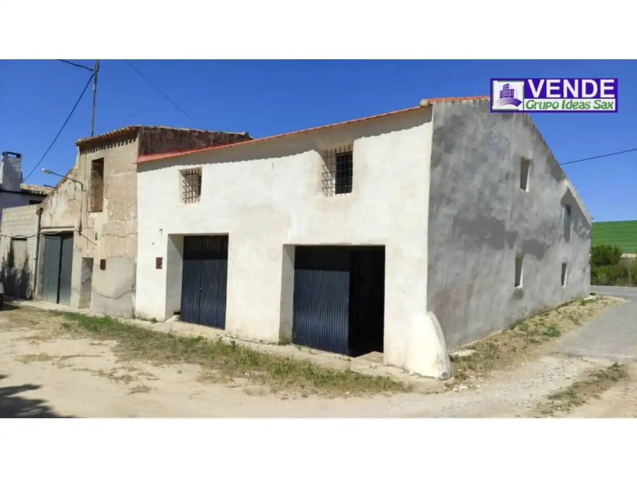 Maison rustique à vendre à Sax