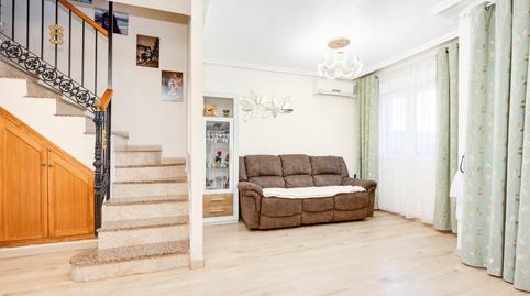 Foto 3 de Casa adosada en venta en Aguas Nuevas, Torrevieja