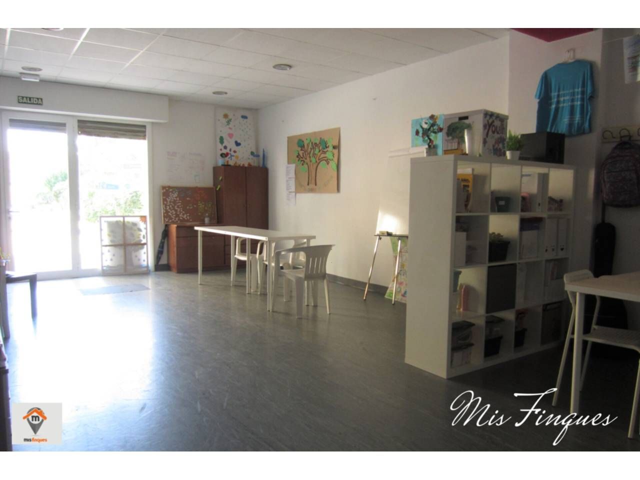 Premises for sale in Sabadell  with Air Conditioner