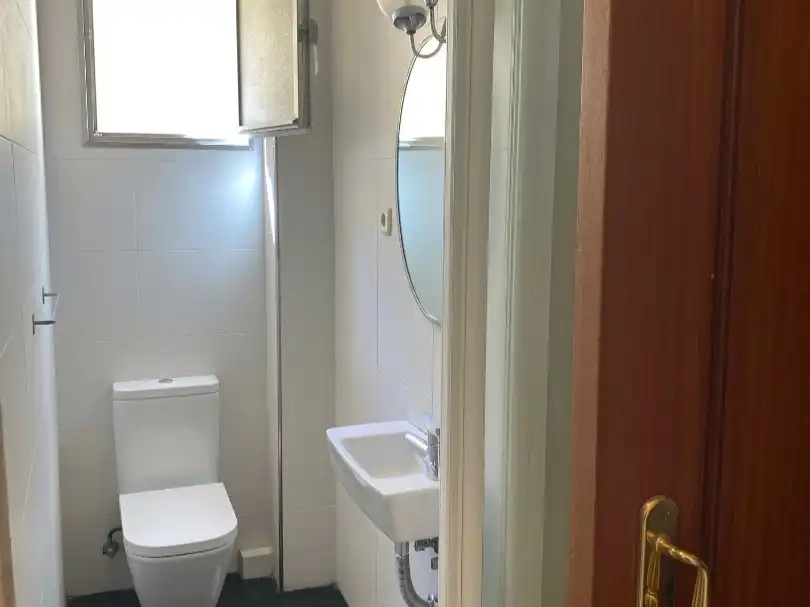 Baño de Piso en venta en  Madrid Capital
