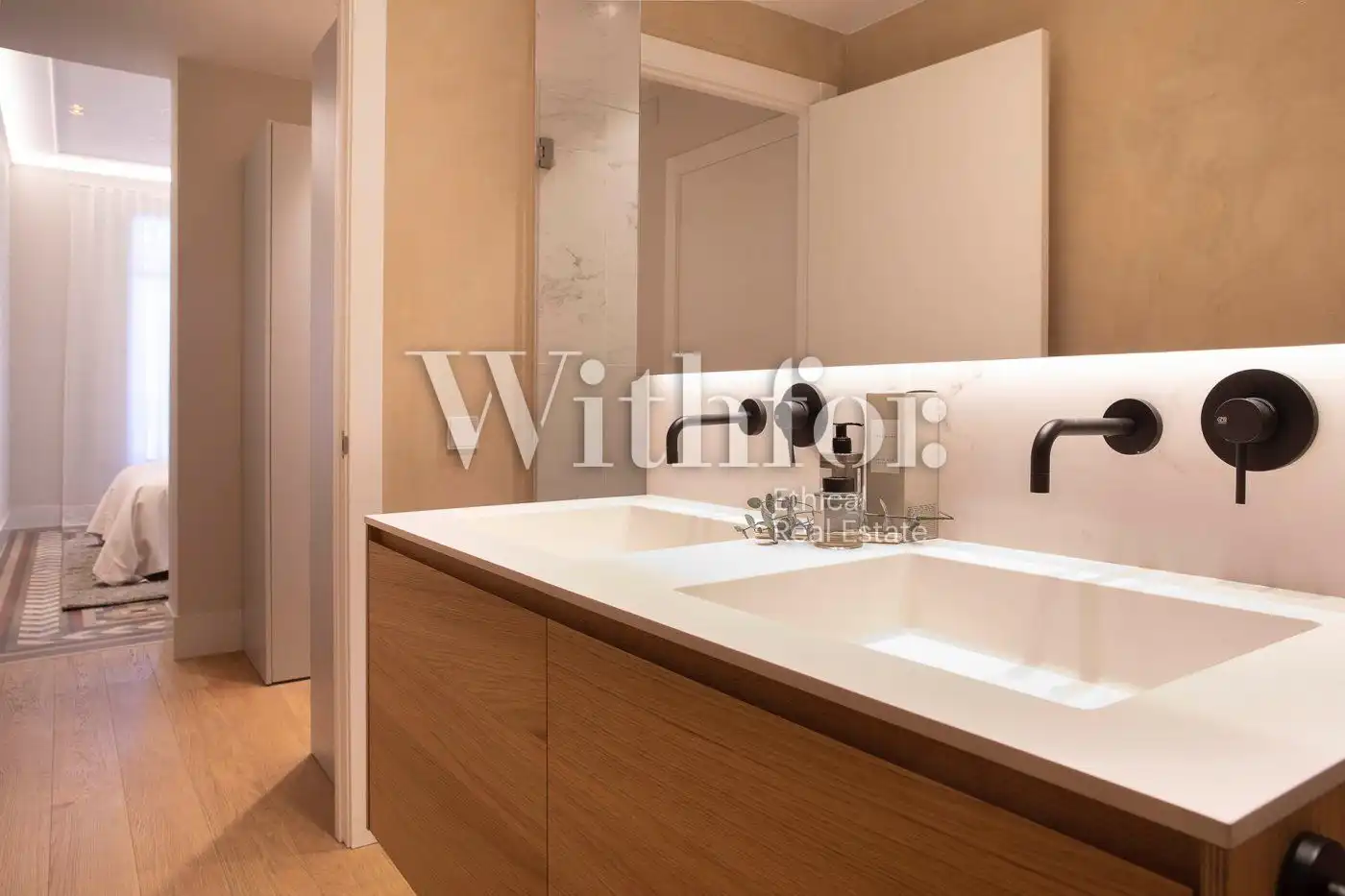 Flat with terrace to rent in Gran Vía CORTS CATALANES, imagen 30