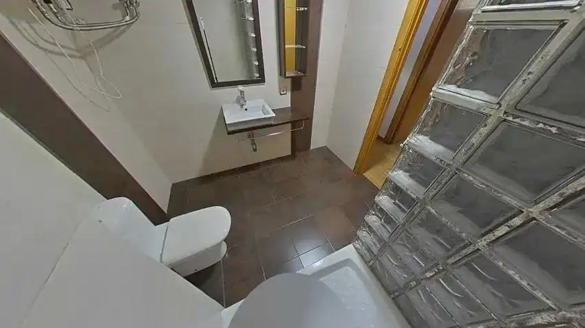 Bathroom of Study for sale in Barcelona