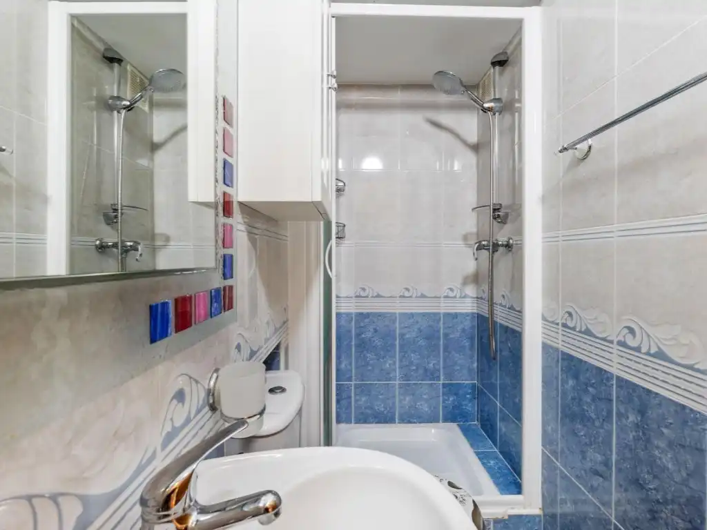 Bany de Casa adosada en venda en Orihuela amb Aire condicionat, Moblat i Piscina comunitària