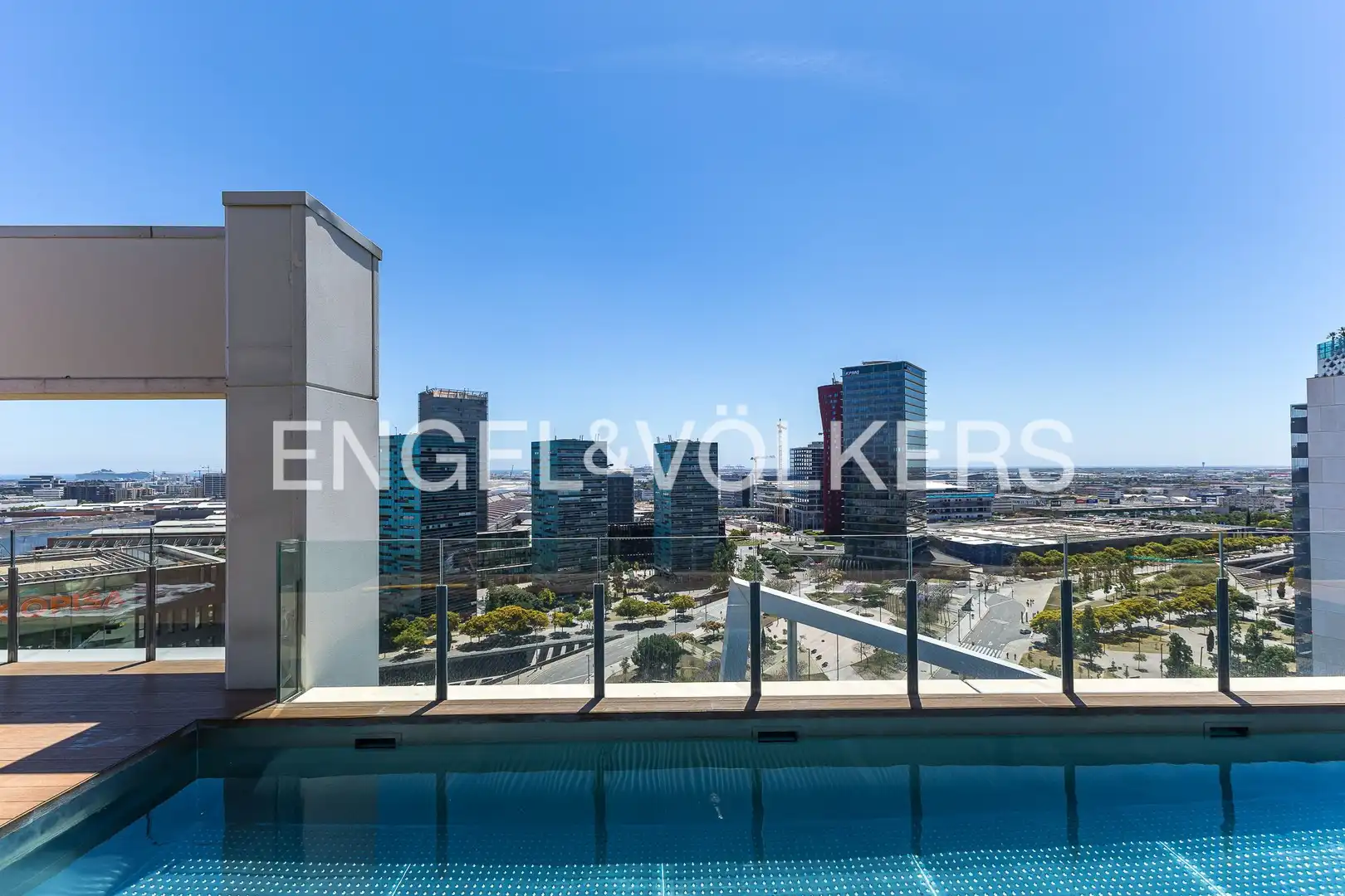 Terrace of Flat for sale in L'Hospitalet de Llobregat  with Air Conditioner, Heating and Parquet flooring