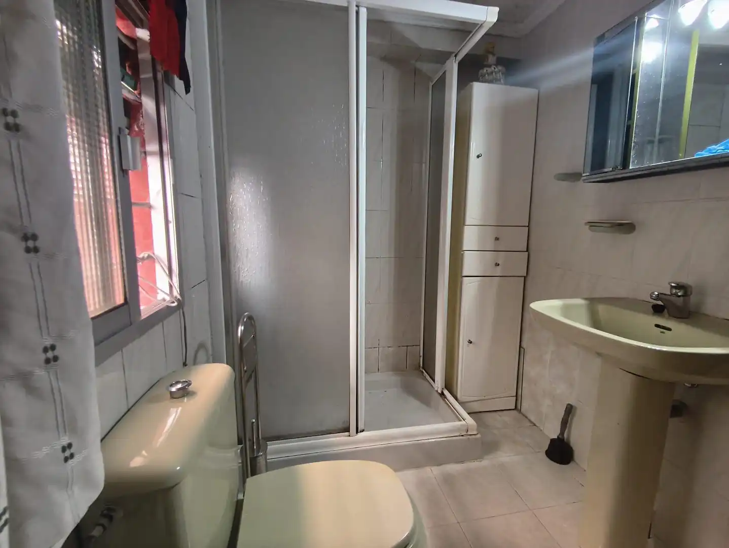 Bathroom of Detached homes for sale in Algeciras  with Terrace and Furnished