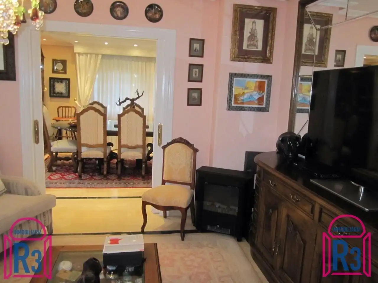 Sala de estar de Casa o chalet en venta en León Capital  con Calefacción
