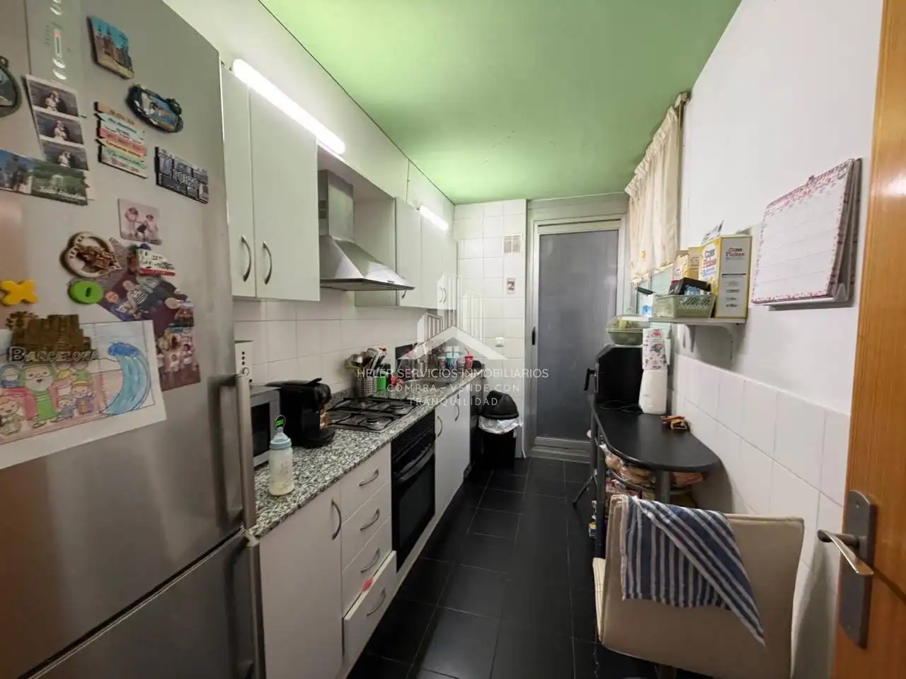 Cocina de Piso en venta en Castellón de la Plana / Castelló de la Plana con Balcón y Alarma