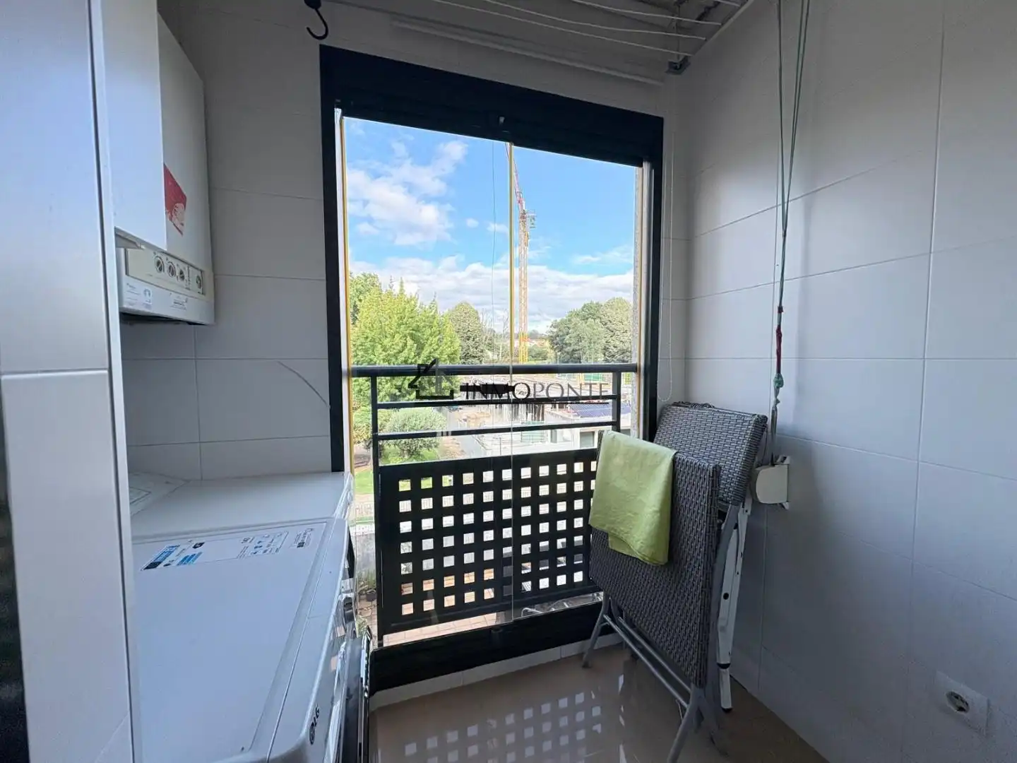 Balcony of Flat for sale in Pontevedra Capital   with Heating, Storage room and Swimming Pool