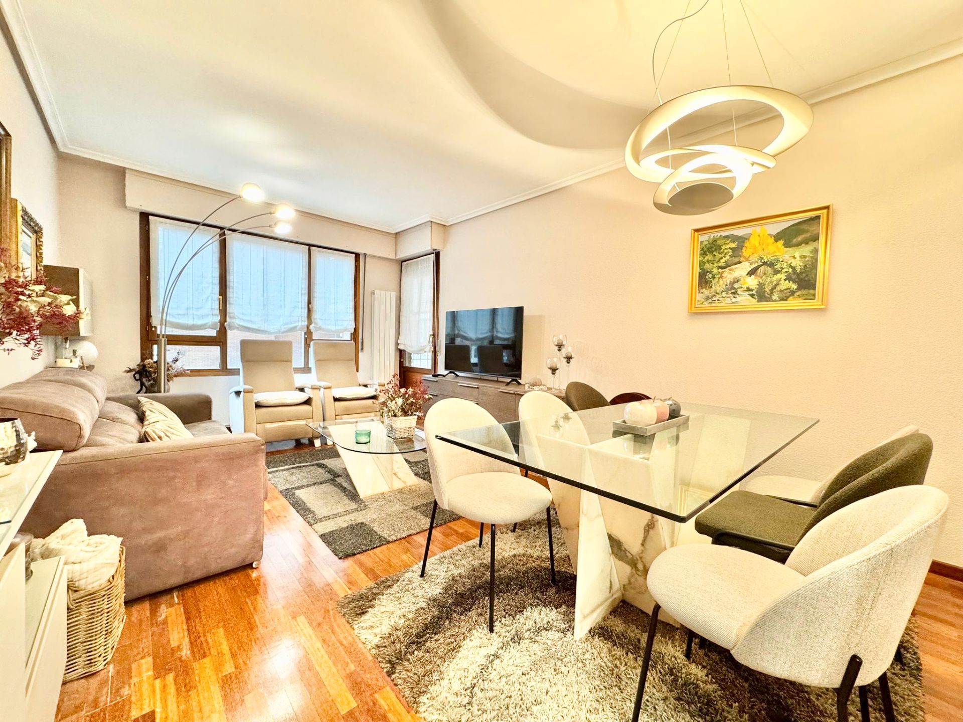 Flat for sale in Gaztelako Atea, Ariznabarra