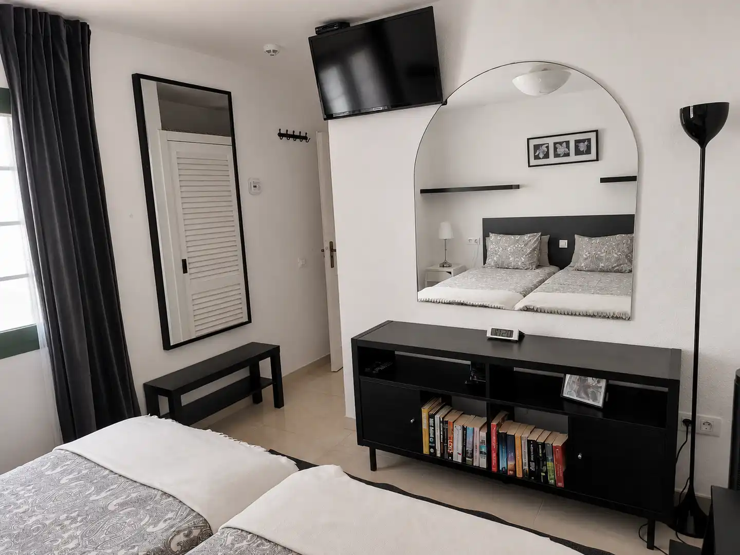 Schlafzimmer von Wohnungen zum Verkauf in Antigua mit Terrasse, Möbliert und Gemeinschaftspool