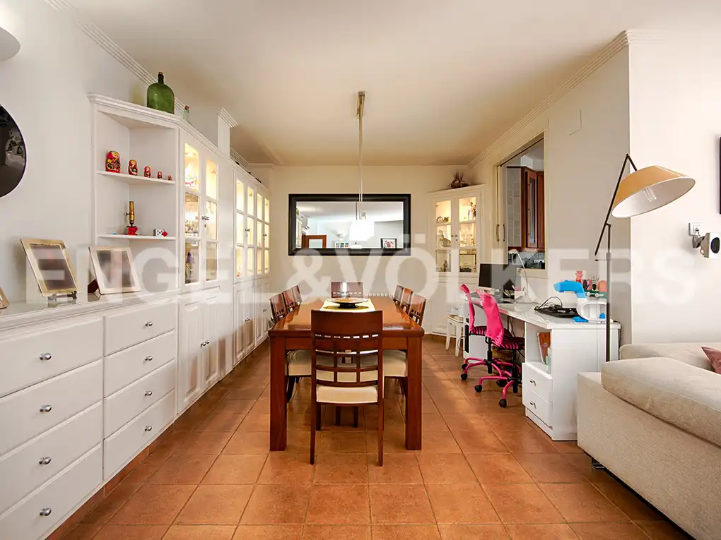 Terraced house with garden for sale in Carrer de González de Soto, imagen 9