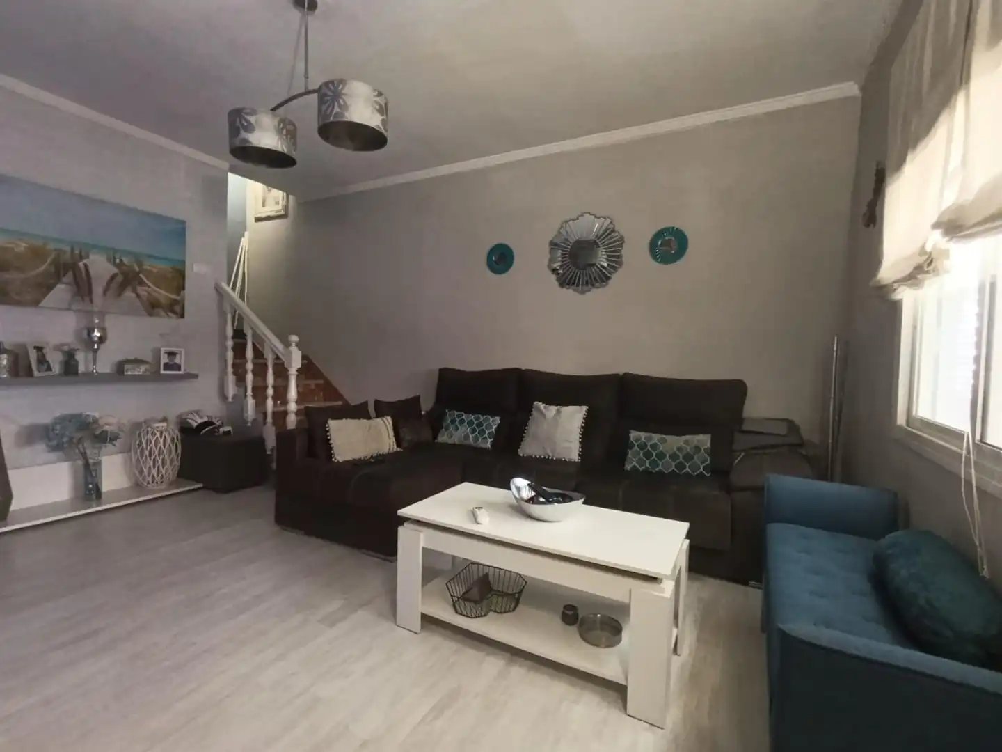 Sala d'estar de Casa adosada en venda en Alcalá de Guadaira amb Aire condicionat i Calefacció