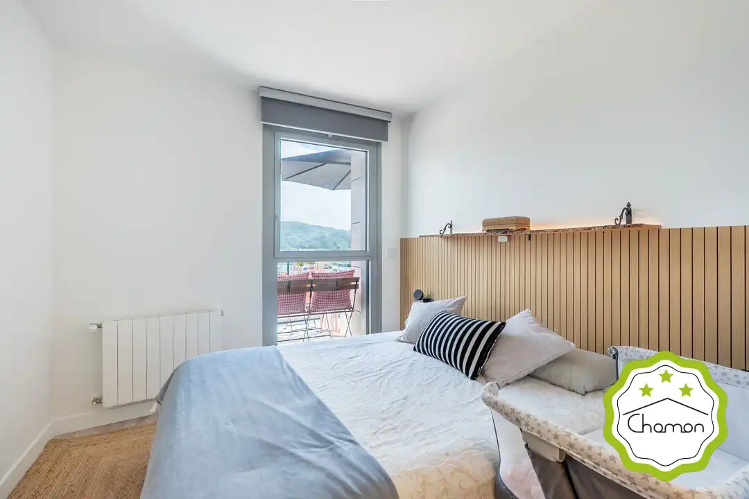 Habitación de Ático en venta en Urduliz con Calefacción, Terraza y Trastero