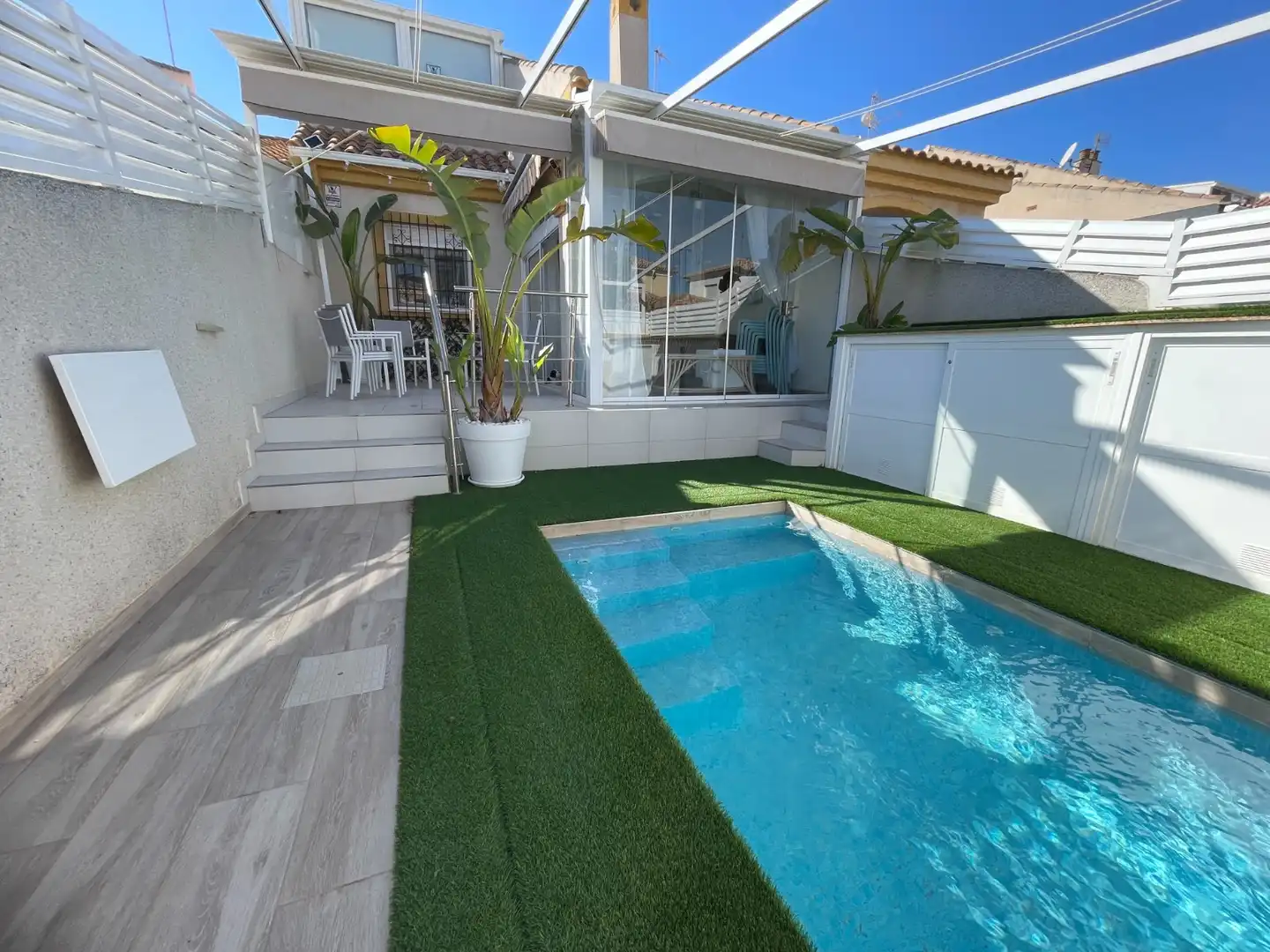 Casa adosada en venta en Torre de la Horadada