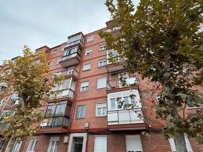 Exterior view of Flat for sale in Valladolid Capital