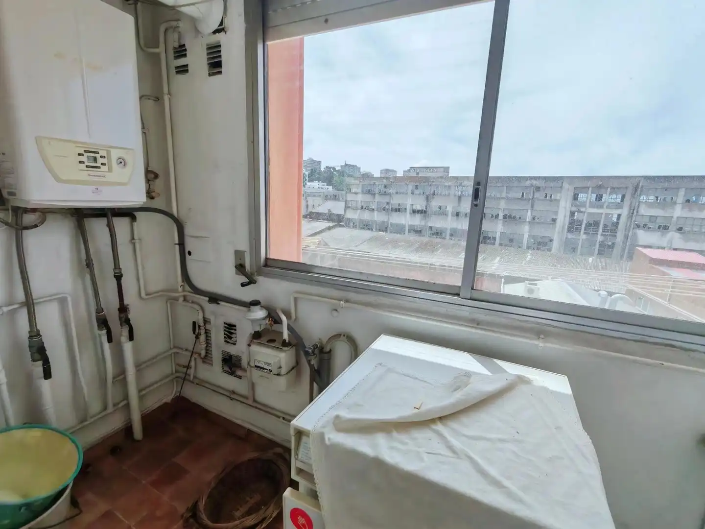 Habitación de Piso en venta en Vigo  con Calefacción y Terraza