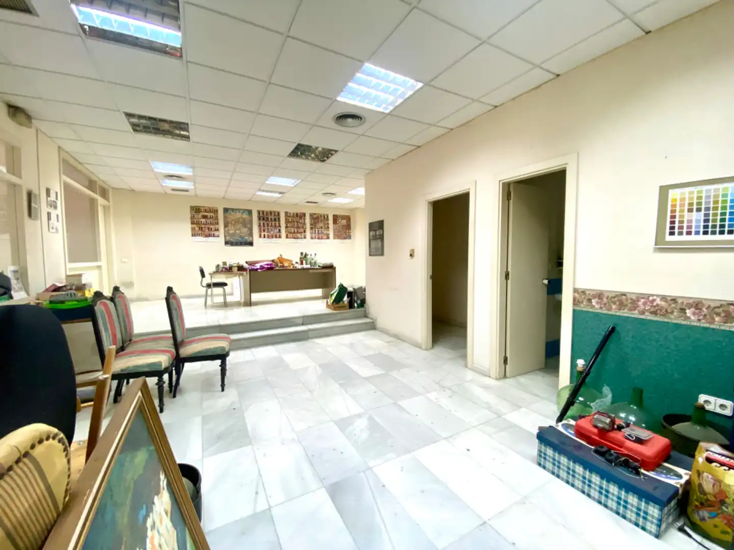 Oficina en venta en Almería