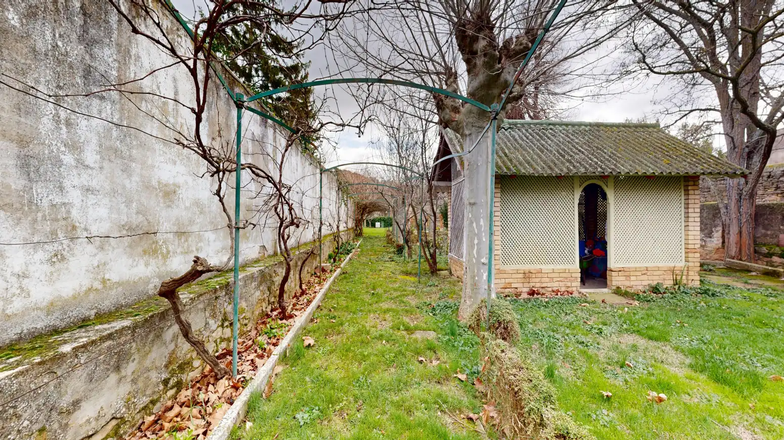 Houses for sale in Tafalla  with Heating, Private garden and Parquet flooring