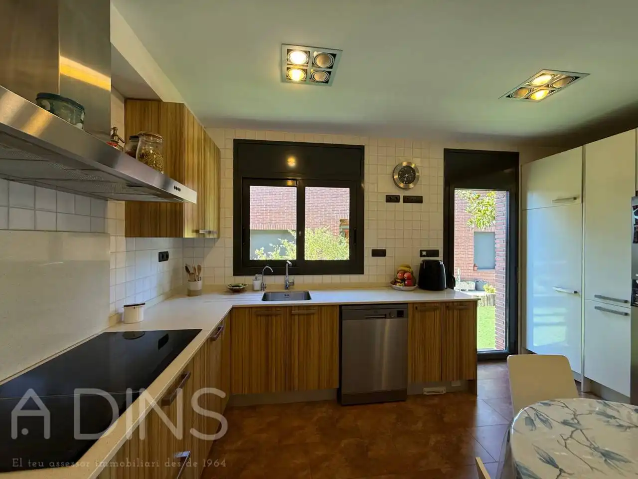 House for sale in Avenida Castillo de Montbuí, imagen 33
