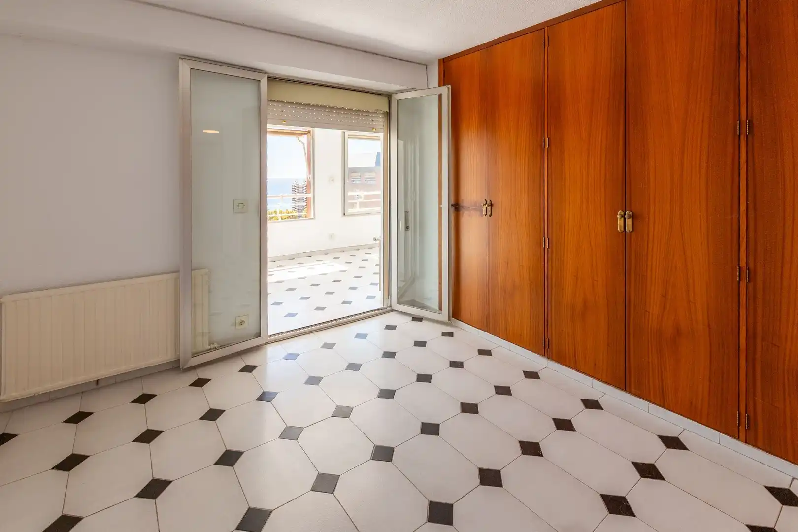 Piso en venta en Benidorm con Aire acondicionado, Calefacción y Piscina comunitaria