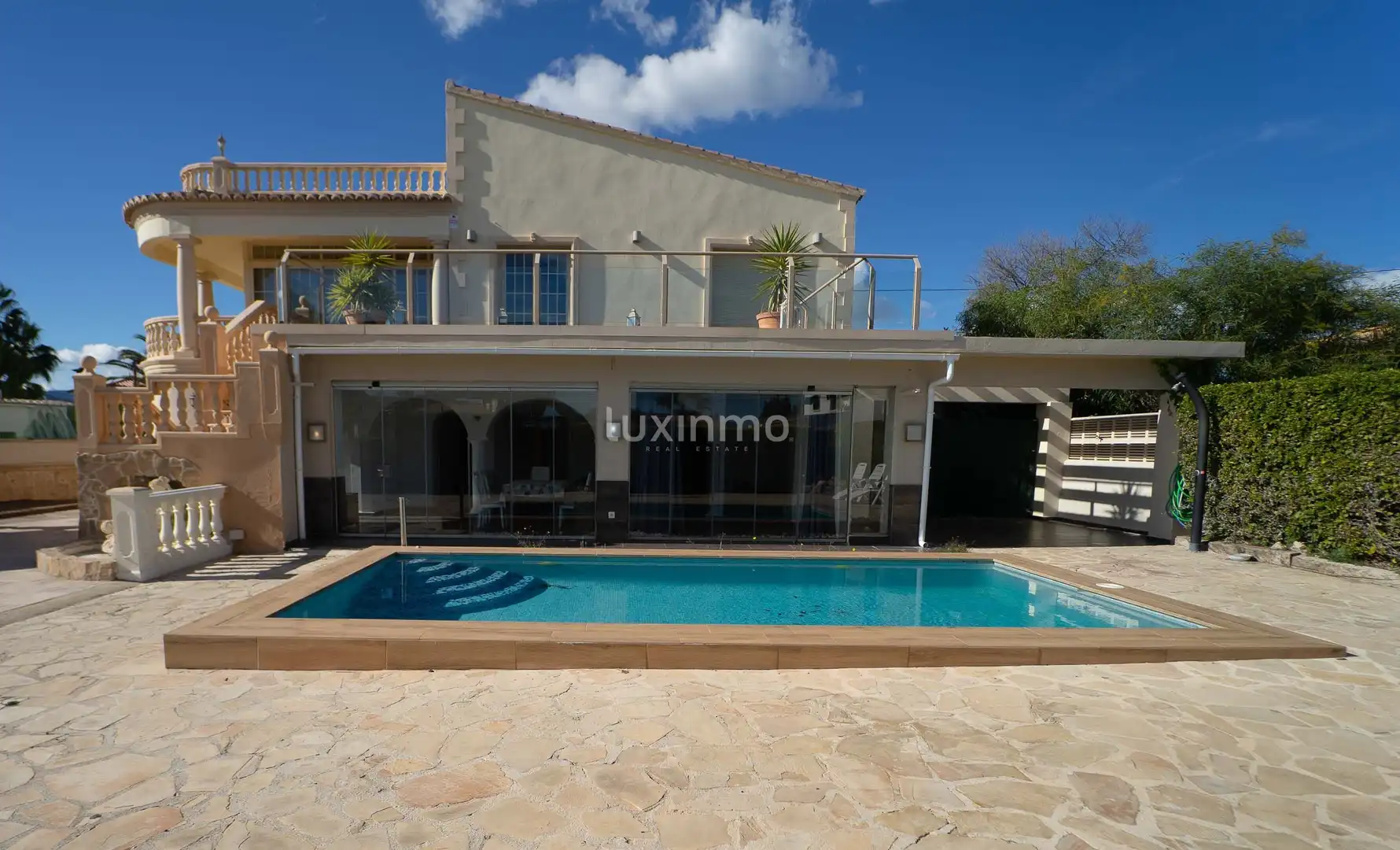 Villa avec terrasse à vendre à Carrió - La Merced - Los Pinos