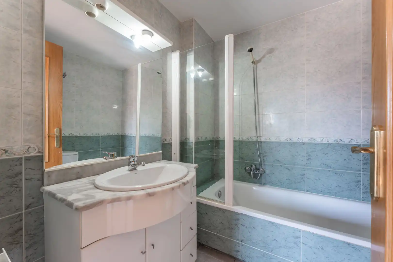 Badezimmer von Maisonette zum Verkauf in Mataró mit Klimaanlage, Heizung und Terrasse