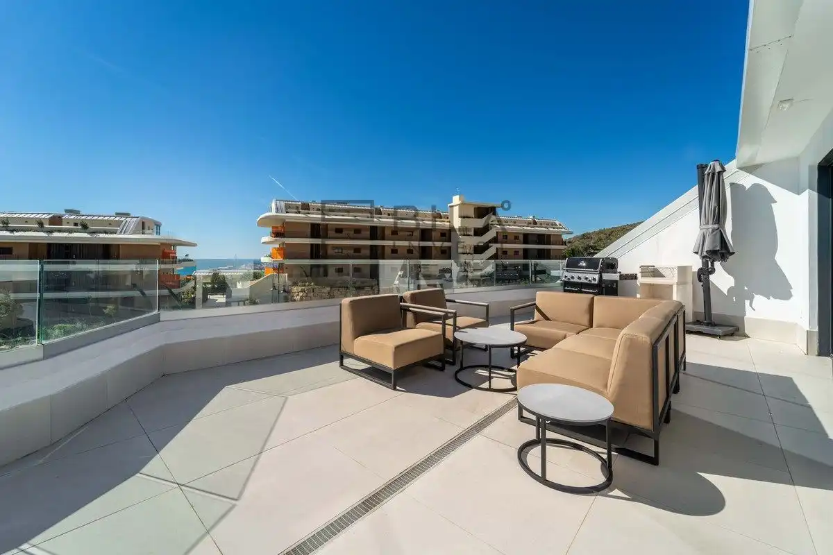 Penthouse with pool for sale in Fuengirola, imagen 5