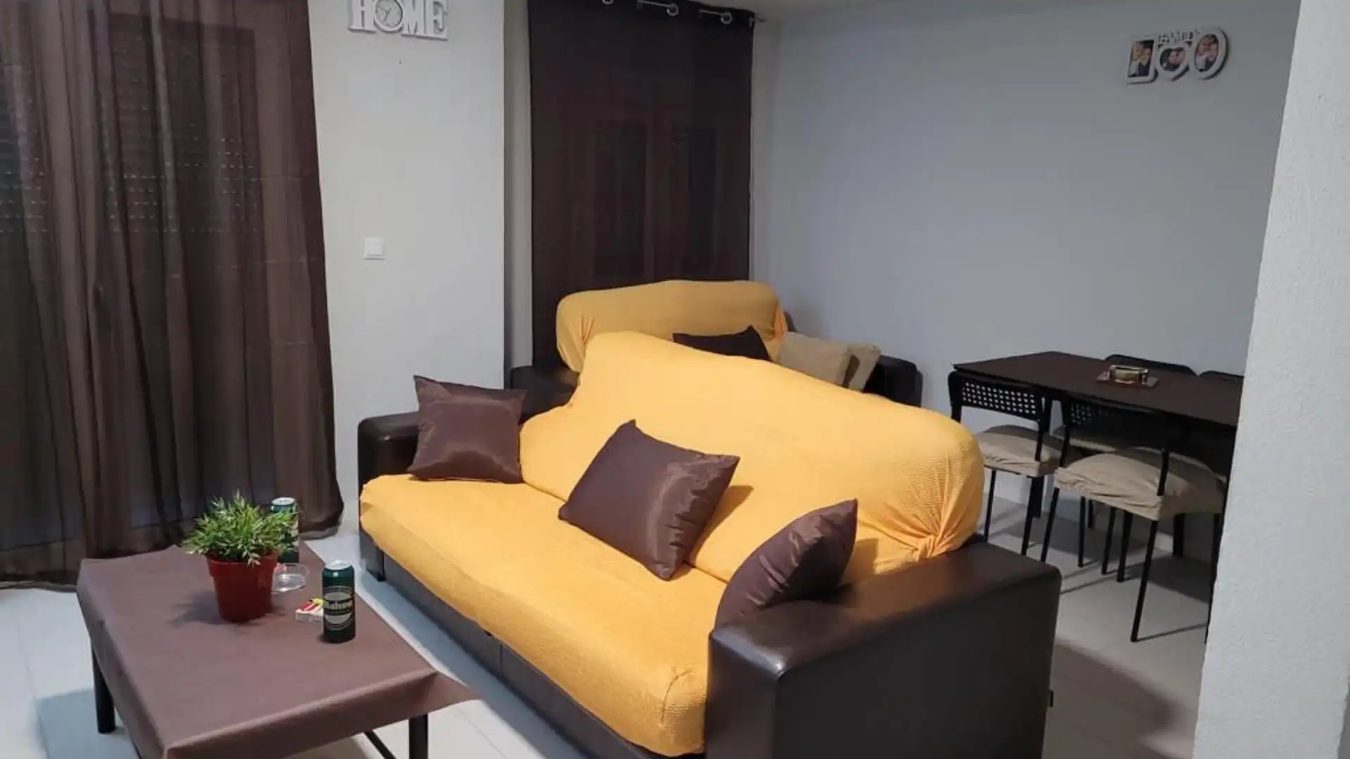 Living room of Flat for rent in Alcalá de Henares  with Heating, Terrace and Furnished