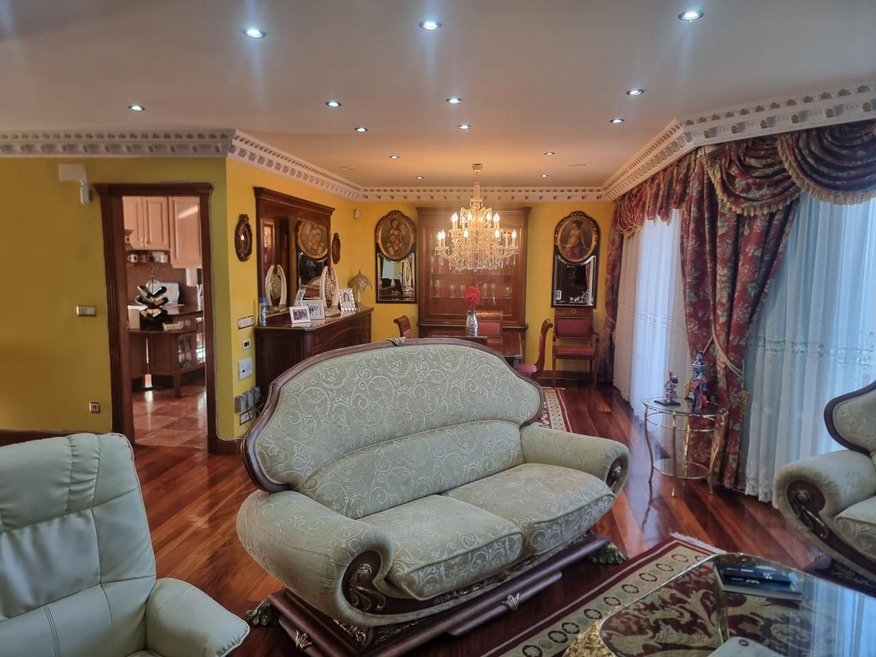 Living room of Single-family semi-detached for sale in Santa Cruz de Bezana  with Heating, Private garden and Swimming Pool