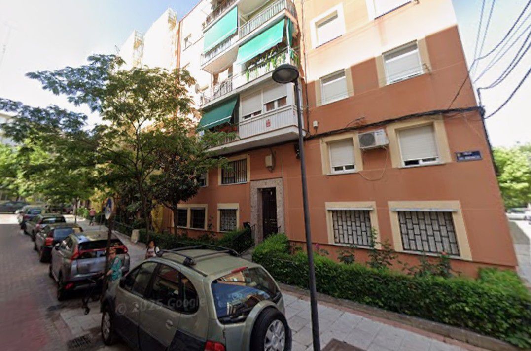 Vista exterior de Pis en venda en Alcorcón amb Terrassa