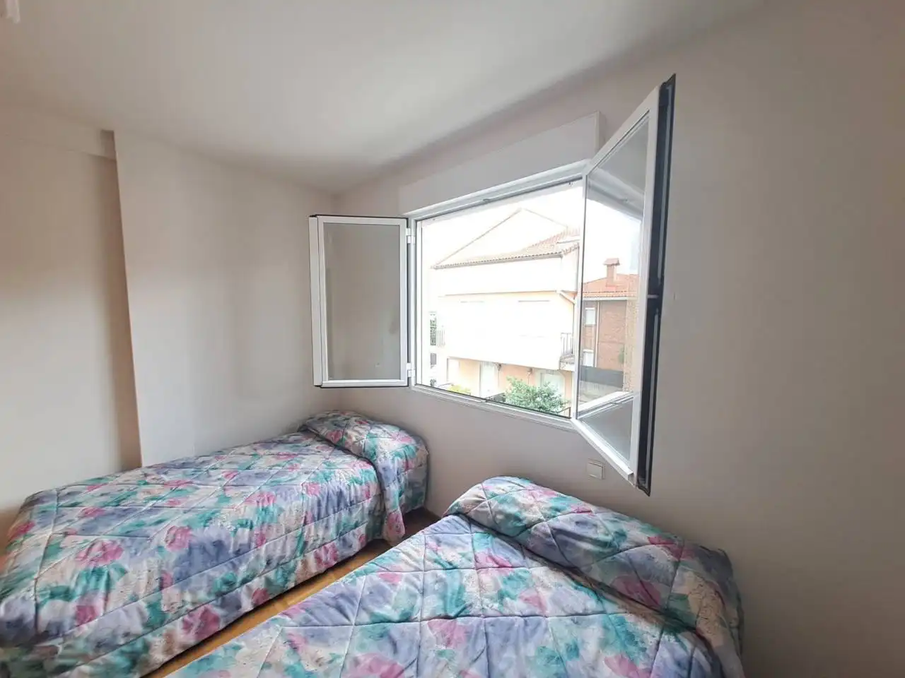 Habitación de Casa o chalet en venta en Merindad de Río Ubierna con Calefacción, Jardín privado y Terraza