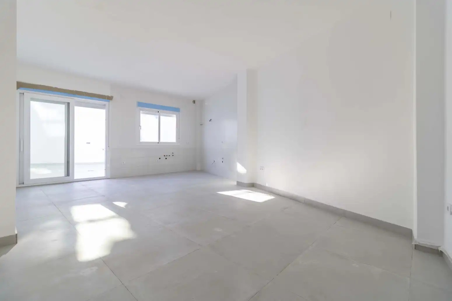 Casa adosada en venta en Salteras