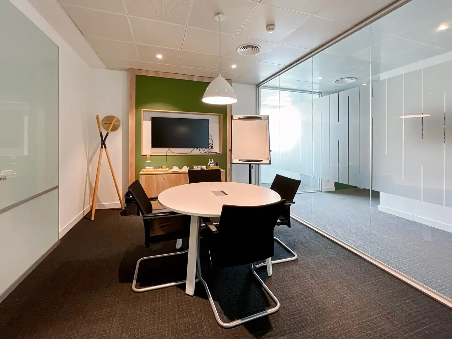 Office for rent in Barcelona  with Air Conditioner, Heating and Furnished