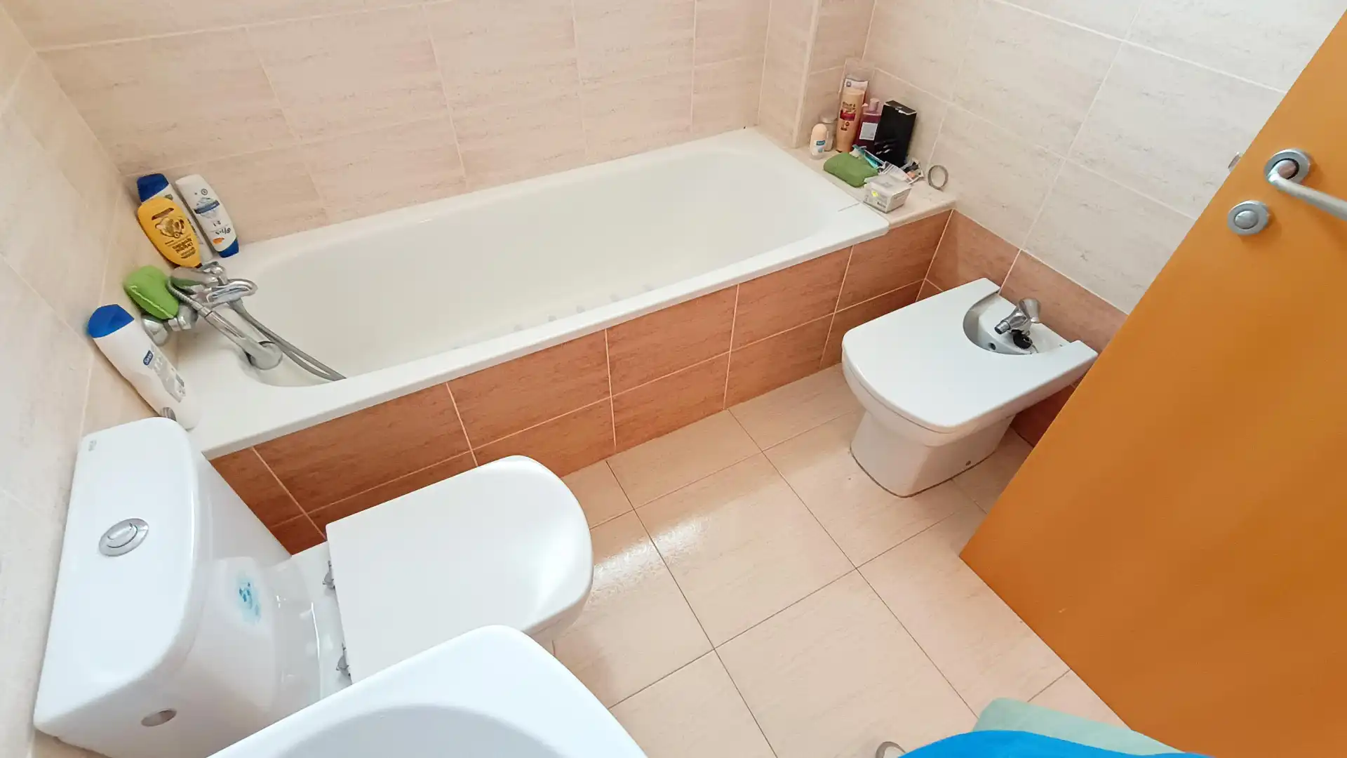 Bany de Pis en venda en La Pobla de Segur amb Calefacció, Jardí privat i Terrassa