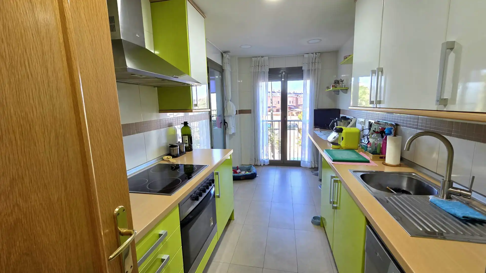 Cocina de Piso en venta en Parla con Aire acondicionado, Calefacción y Jardín privado