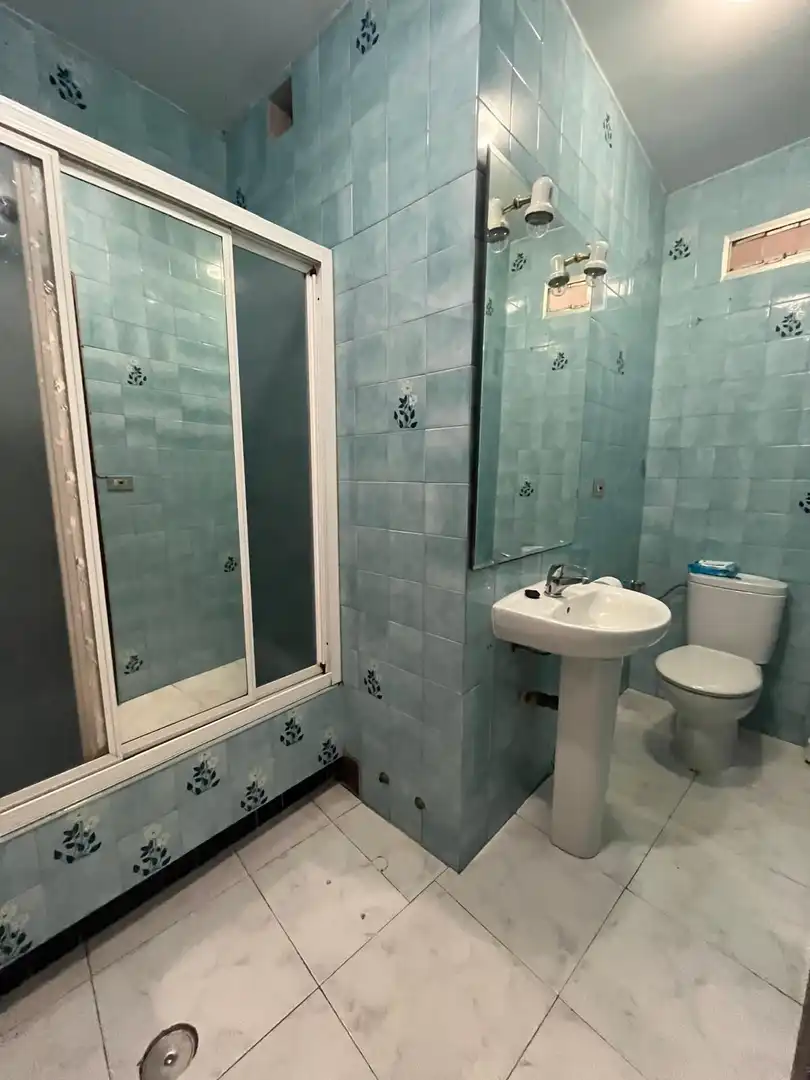 Bany de Casa o xalet en venda en A Coruña Capital  amb Calefacció i Traster