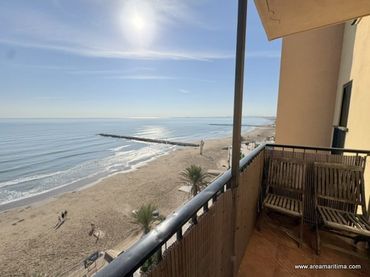 Piso con balcón en alquiler en Port Saplaya