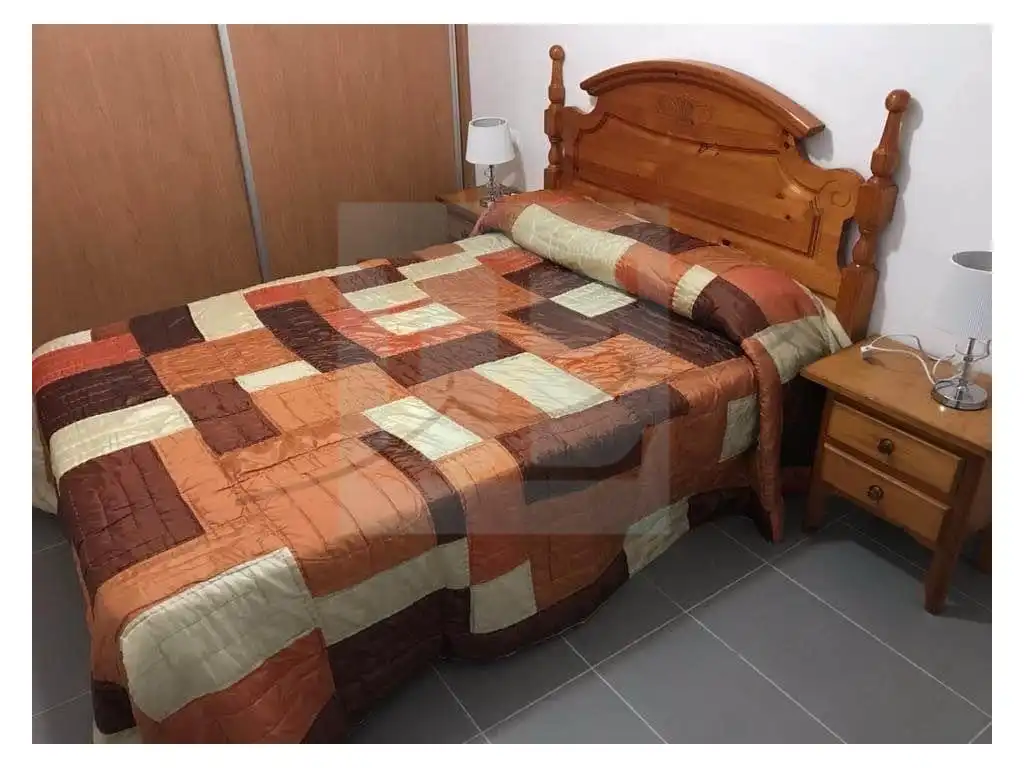 Habitación de Edificio en venta en Montbrió del Camp
