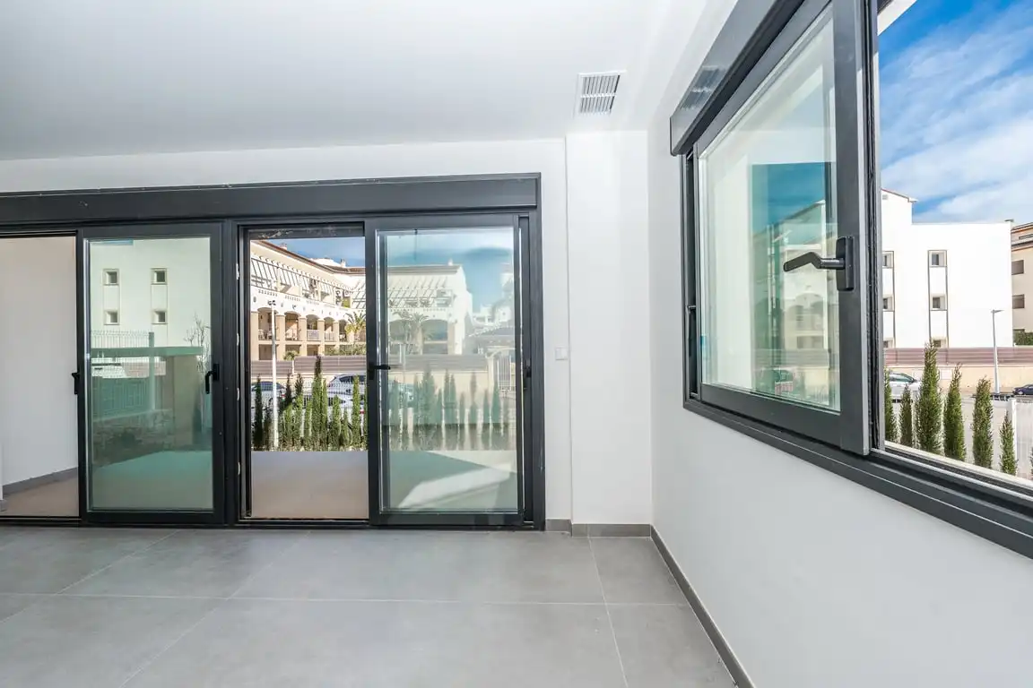 Flat for sale in Jávea / Xàbia  with Air Conditioner, Private garden and Storage room