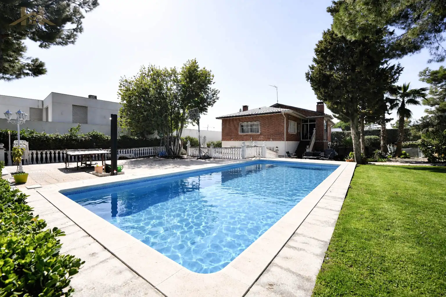 Swimming pool of Houses for sale in Boadilla del Monte  with Air Conditioner, Heating and Private garden