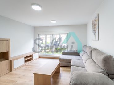 Appartement avec ascenseur à louer à Calle Velasquita Giráldez