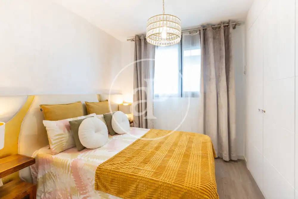 Schlafzimmer von Wohnung zum Verkauf in Valencia mit Klimaanlage, Heizung und Privatgarten