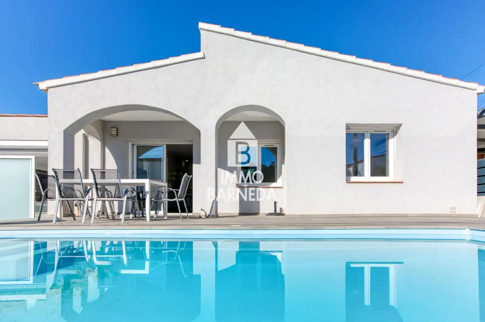 Vista exterior de Casa o chalet en venta en Empuriabrava con Aire acondicionado, Calefacción y Jardín privado