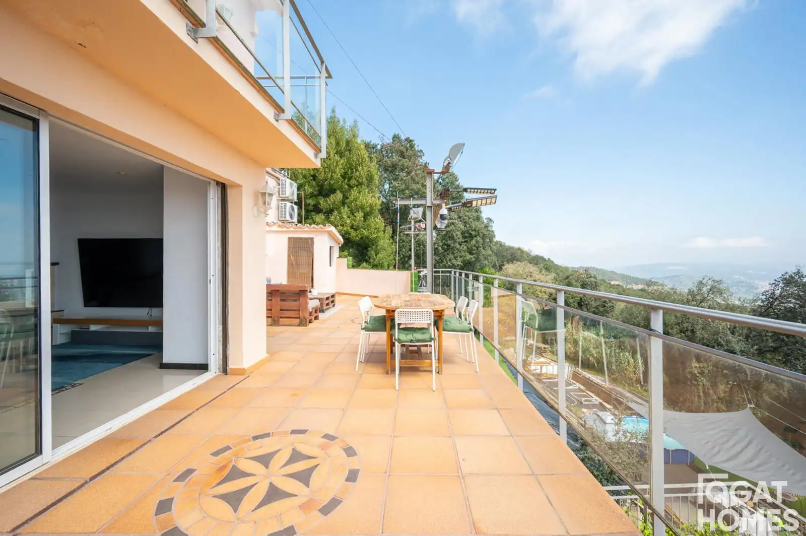 Terrassa de Casa o xalet en venda en Barcelona amb Aire condicionat, Calefacció i Jardí privat