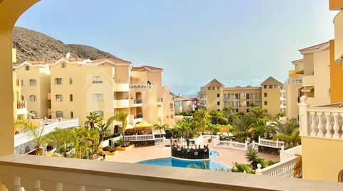 Foto 2 de Apartamento en venta en Los Cristianos, Arona