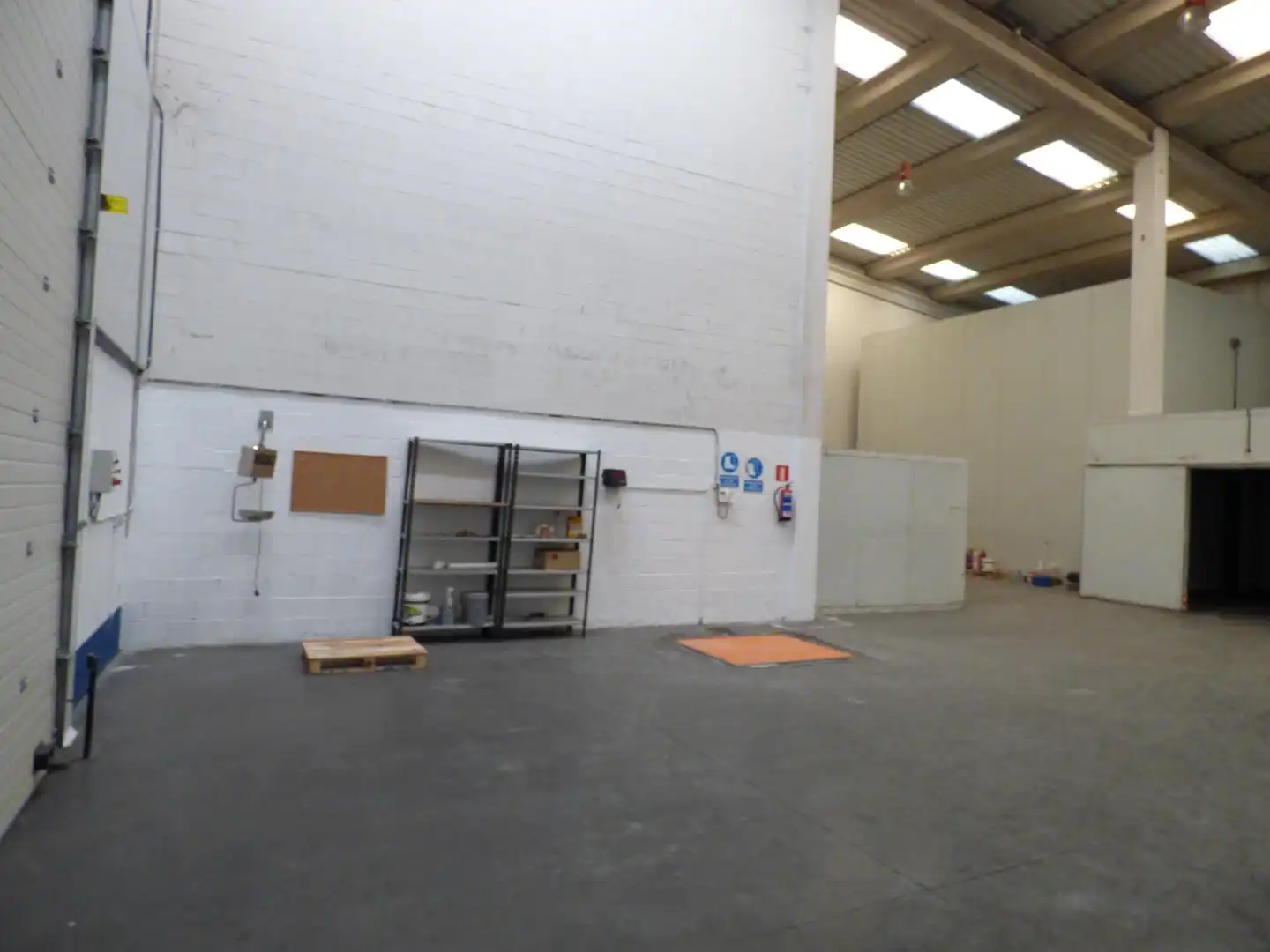 Fabrikhallen zur Miete in Vitoria - Gasteiz