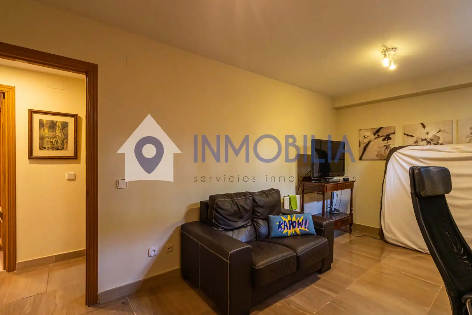 Habitación de Casa adosada en venta en Madrid con Aire acondicionado, Calefacción y Jardín privado