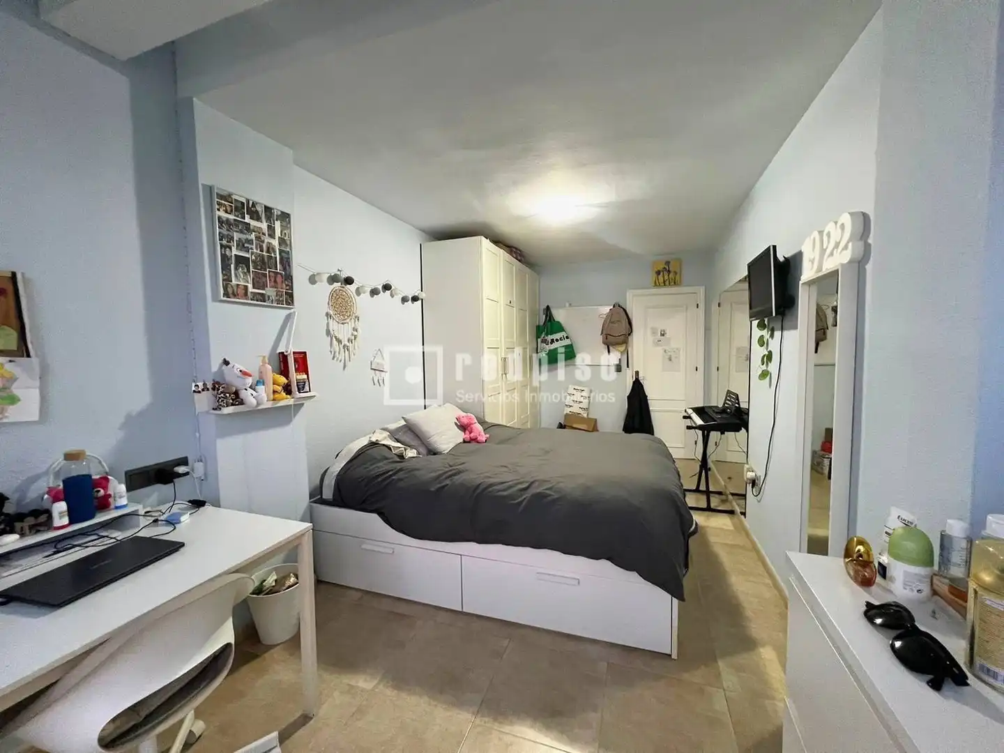 Schlafzimmer von Dachboden zum Verkauf in Torremolinos mit Klimaanlage, Heizung und Privatgarten